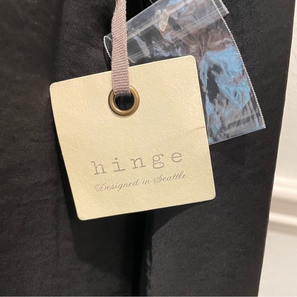 HINGE Black Bell Sleeve Boho Blouse Women’s Size Small 8954 New With Tags - Picture 3 of 8